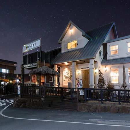 Gyeongju Sweetcreamhill Pension Экстерьер фото